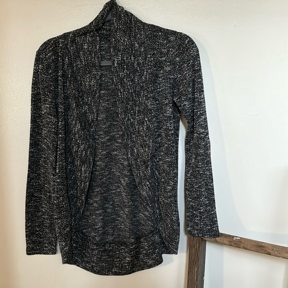 Aeropostale Cardigan Sweater in Black/White (Size Small/S)